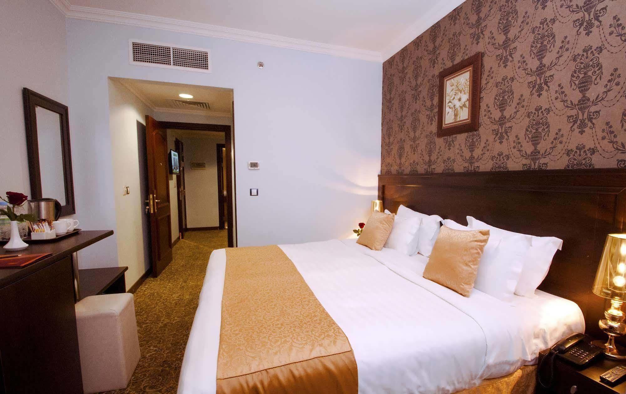 Deyar Al Eiman Hotel Medine Dış mekan fotoğraf